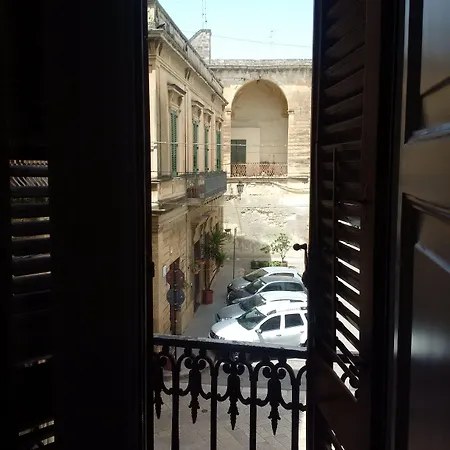 فندق مبيت وإفطار Palazzo Del Centro ليتشي